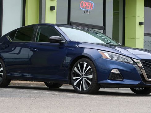 Used 2021 Nissan Altima 2.5 SR image 6