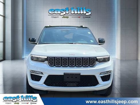 Certified 2023 Jeep Grand Cherokee Summit AWD/4WD image 2
