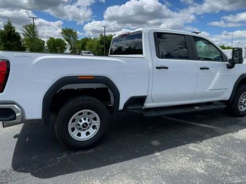 Used 2024 GMC Sierra 2500 Pro AWD/4WD image 2