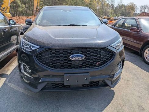 Used 2020 Ford Edge ST w/ Equipment Group 401A image 2