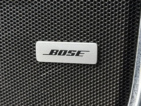 Used 2017 Chevrolet Suburban LT w/ Luxury Package image 7