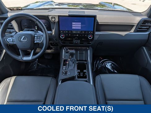 Used 2025 Lexus GX 550 w/ Accessory Package (Z1) AWD/4WD image 44