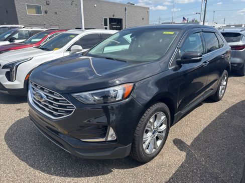 Used 2022 Ford Edge Titanium AWD/4WD image 21