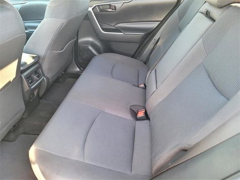 Certified 2022 Toyota RAV4 LE image 14