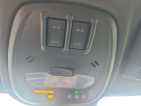 New 2026 Chevrolet Trax RS w/ Sunroof Package FWD image 22