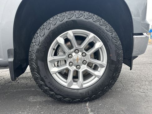 Used 2025 Chevrolet Silverado 1500 LT image 13