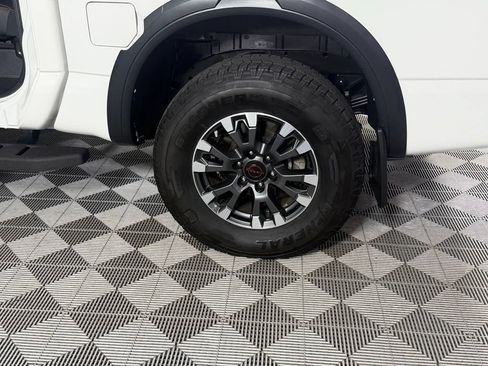Used 2024 Nissan Titan PRO-4X w/ Off Road Protection Package AWD/4WD image 12