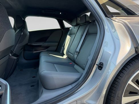 Used 2024 Lucid Air Touring AWD/4WD image 12