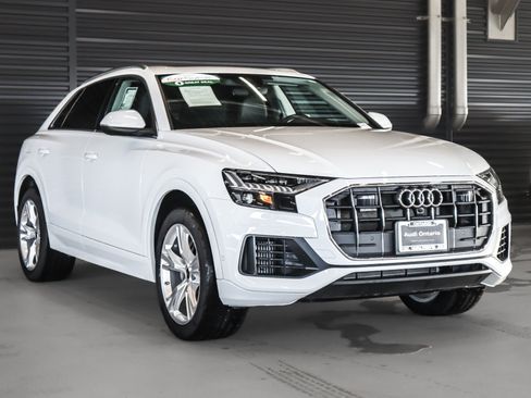 Used 2023 Audi Q8 Premium w/ Convenience Package AWD/4WD image 12