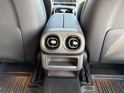 Certified 2026 Mercedes-Benz GLC 300 4MATIC image 26