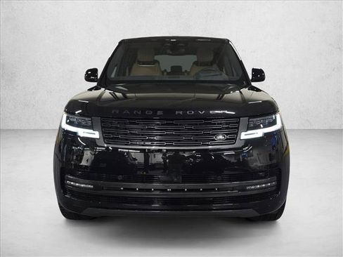 New 2026 Land Rover Range Rover SE image 2