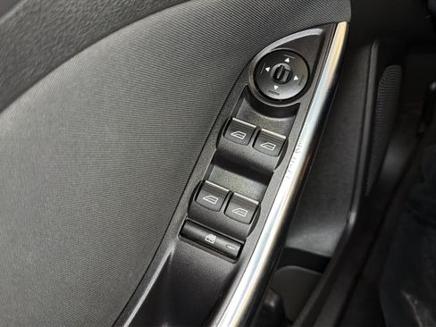 Used 2016 Ford Focus ST FWD image 19