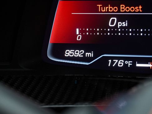 Used 2025 Chevrolet Corvette ZR1 w/ ZR1 Carbon Fiber Aero Package RWD image 29