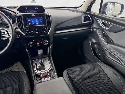 Used 2023 Subaru Forester Premium image 28