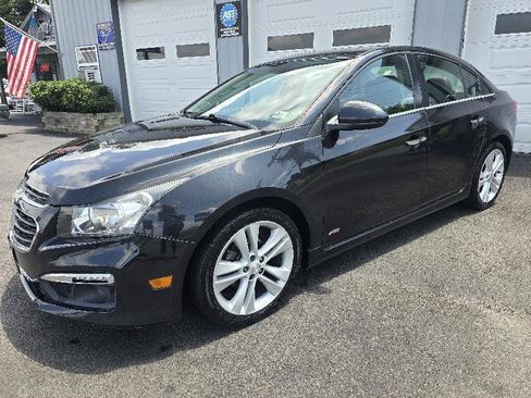 Used 2015 Chevrolet Cruze LTZ w/ Sun, Sound and Sport Package FWD image 3