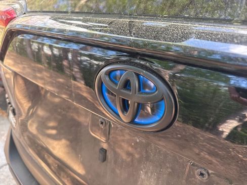 Used 2024 Toyota RAV4 AWD Hybrid image 8