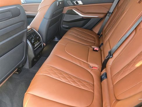 New 2026 BMW X5 M60i image 32