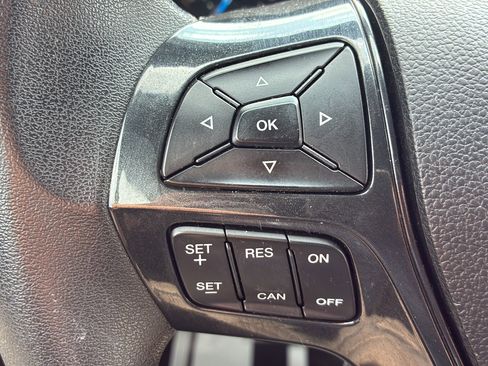 Used 2018 Ford Explorer FWD image 28