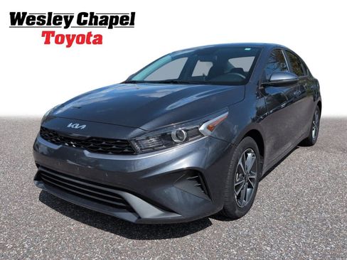 Used 2023 Kia Forte LXS w/ LXS Technology Package FWD image 1