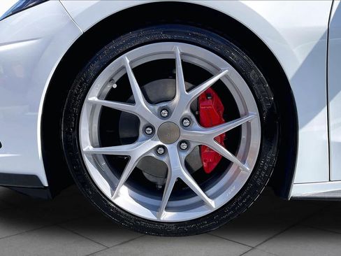 Certified 2021 Chevrolet Corvette Stingray Preferred Cpe w/ Engine Appearance Package RWD image 10