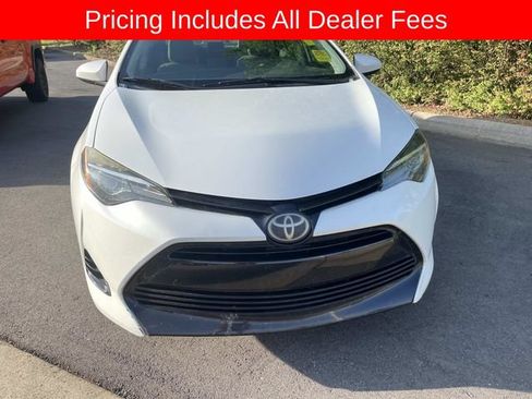 Used 2018 Toyota Corolla LE FWD image 13