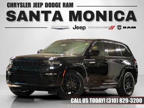 New 2025 Jeep Grand Cherokee Summit image 1