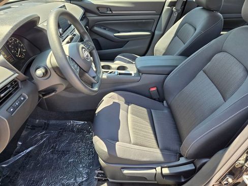 Certified 2025 Nissan Altima 2.5 S image 11