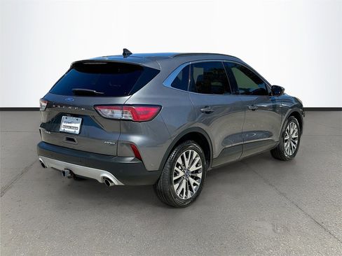 Used 2021 Ford Escape Titanium image 7