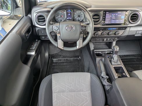 Used 2023 Toyota Tacoma TRD Sport AWD/4WD image 16