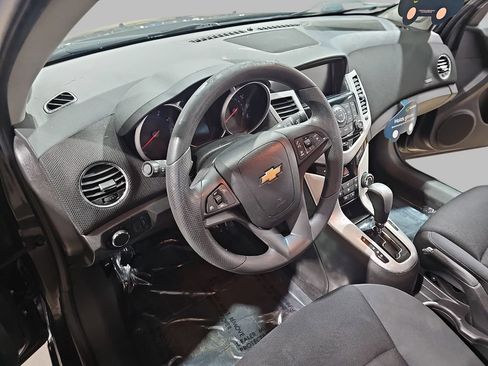 Certified 2016 Chevrolet Cruze LT w/ Technology Package FWD image 19
