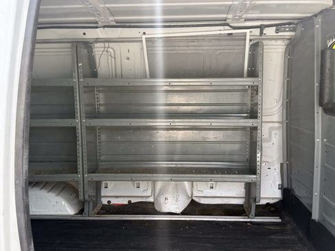 Used 2014 Ford E-250 and Econoline 250 w/ Power Group RWD image 15