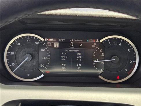 Used 2023 Land Rover Discovery Sport SE AWD/4WD image 11