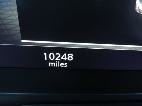 Used 2025 Nissan Rogue SL image 28