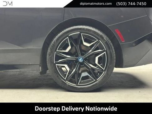 Used 2025 BMW iX M60 AWD/4WD image 40