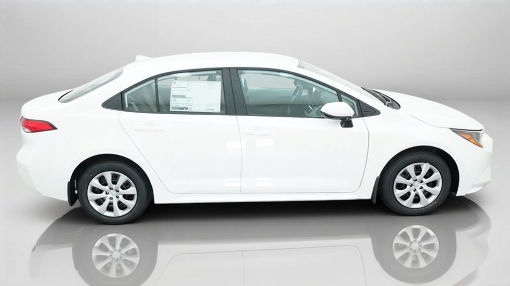 New 2027 Toyota Corolla LE FWD image 14