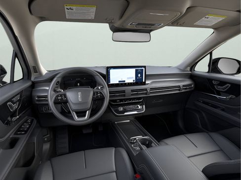 New 2026 Lincoln Corsair Premiere image 9