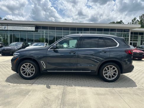 Used 2022 BMW X5 sDrive40i RWD image 2