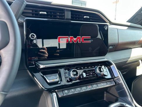 New 2026 GMC Sierra 2500 Denali Ultimate w/ Max Trailering Package image 14