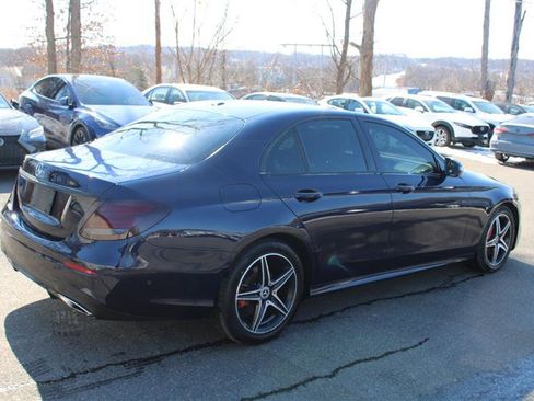 Used 2017 Mercedes-Benz E 300 4MATIC image 8