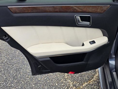 Used 2014 Mercedes-Benz E 350 Sedan w/ Premium 1 Package image 32