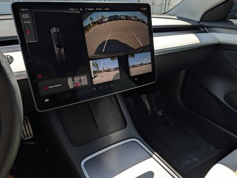 Used 2023 Tesla Model 3 Performance image 30