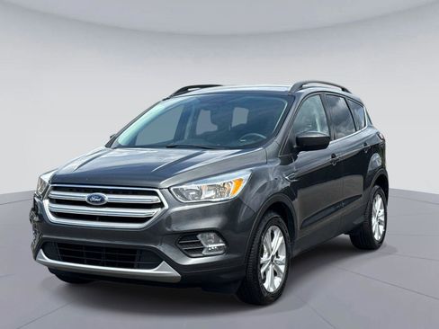 Used 2018 Ford Escape SE FWD image 7