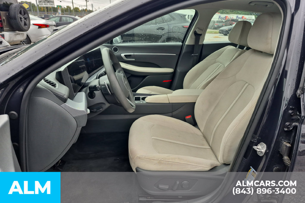 Used 2025 Hyundai Sonata SEL FWD image 8