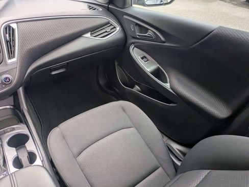 Used 2024 Chevrolet Malibu LT FWD image 16