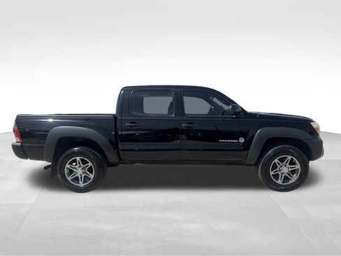 Used 2014 Toyota Tacoma PreRunner w/ Convenience Package RWD image 4
