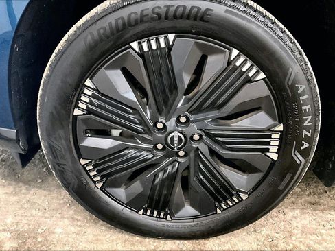 Used 2025 Nissan Murano Platinum w/ Cargo Package image 8