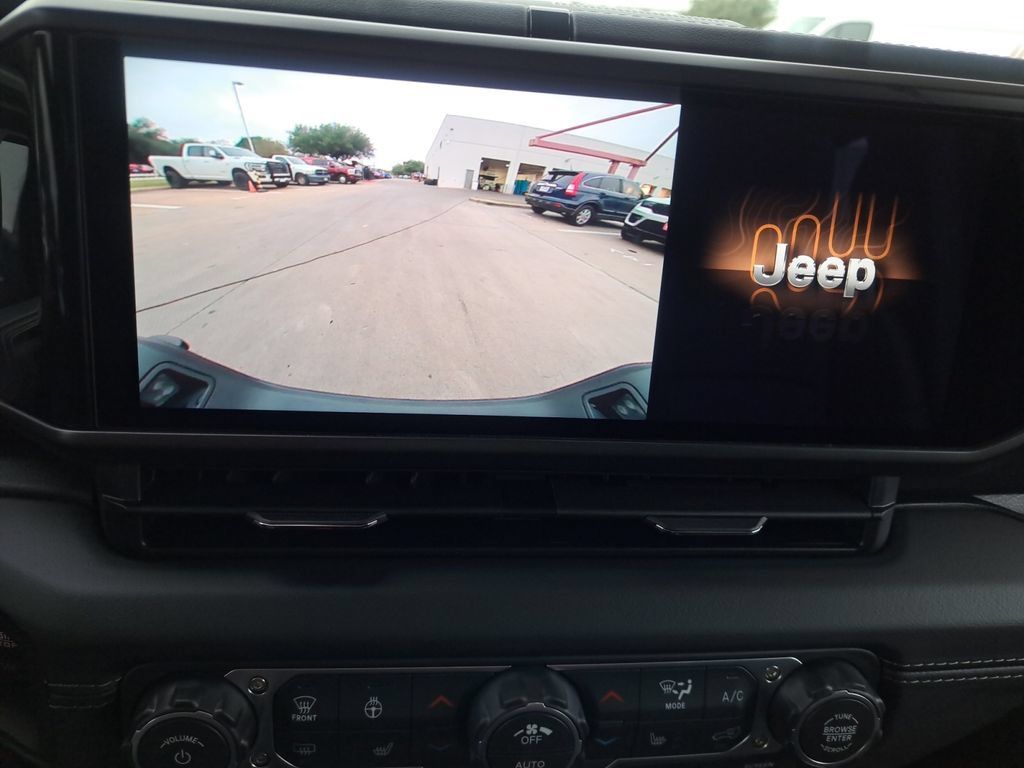 New 2026 Jeep Gladiator Mojave AWD/4WD image 9