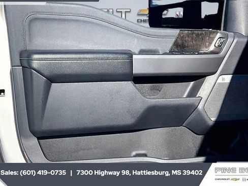 Used 2024 Ford F250 Lariat w/ Chrome Package image 18