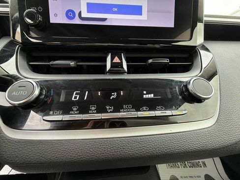 Used 2023 Toyota Corolla LE image 19