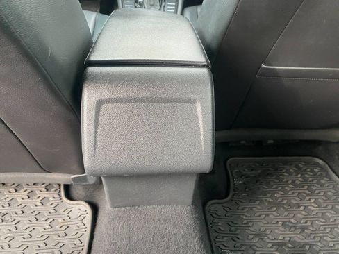 Used 2019 Volkswagen Jetta SE image 40